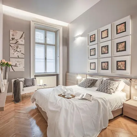 Apartmán Dreher Palace Iii *